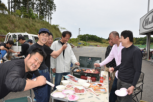 D72_170516 (16)_thumb.png